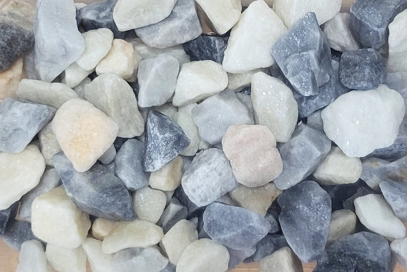 Decorative Aggregates | Gravel, Chippings & Stones for Landscaping